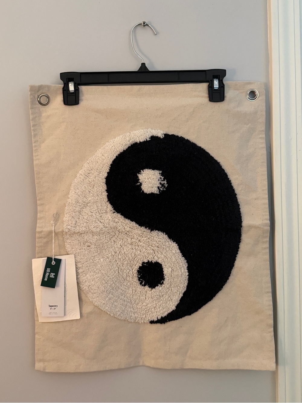 Urban Outfitters UOHome Yin Yang Punch Needle Tapestry Cotton Canvas NWT